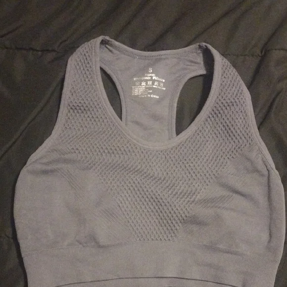 Women's Racerback Sports Bra Set - Black, Gray, Pink​​ - Picture 7 of 7